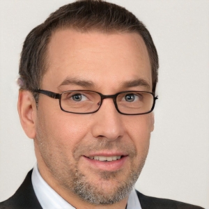 Dr. Klaus Schuster